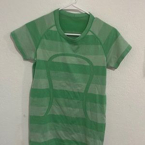 Green Bean lululemon swiftly tech size 8